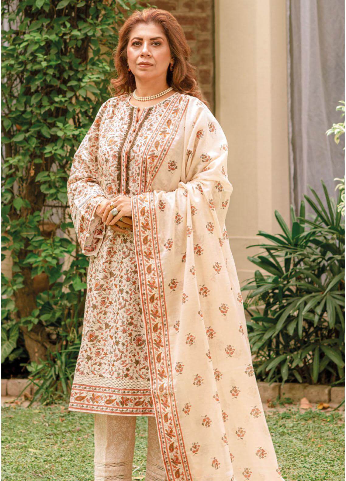 Lawn Mother Collection